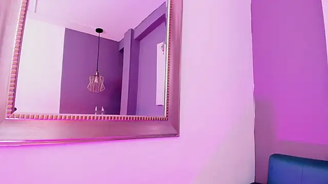 Alessiia   online show from November 28, 3:09 am