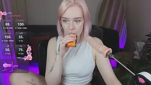 MayWins online show from February 27, 9:25 pm