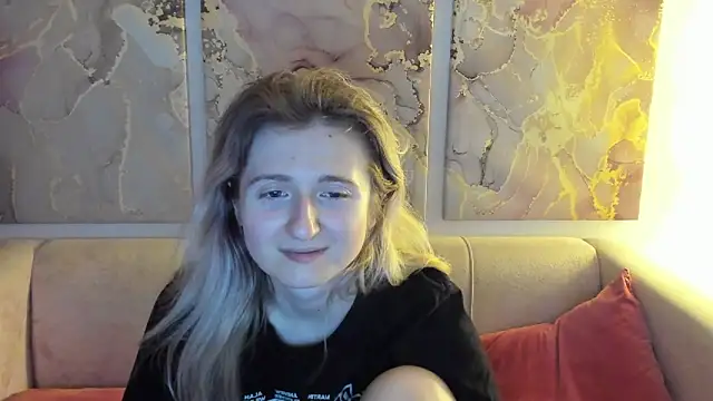 CamillaDreamer online show from April 17, 10:12 pm