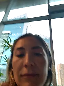 Mariana gom online show from October 10, 9:31 pm