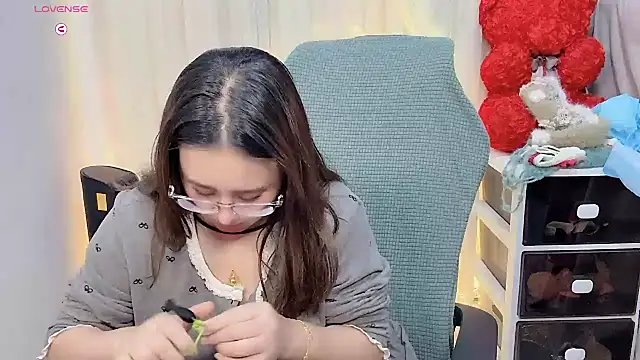 NEWONETO online show from November 20, 9:05 pm