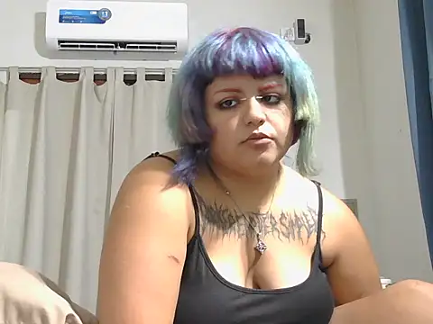 crucifxcked online show from February 15, 3:20 am