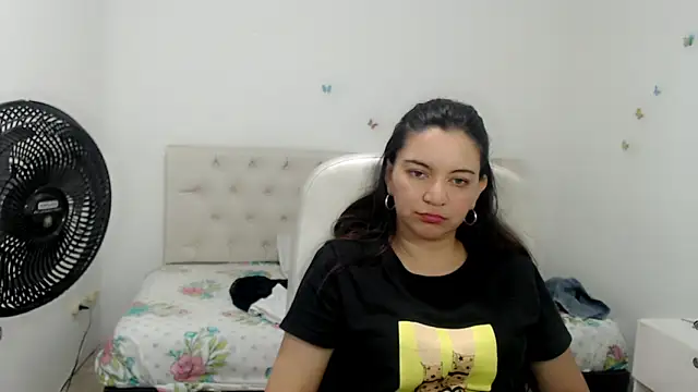 astrolover  online show from January 13, 1:33 am