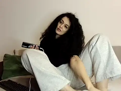 JadeLure online show from September 29, 7:08 pm