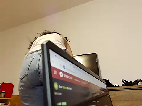 JadeLure online show from September 30, 10:14 pm