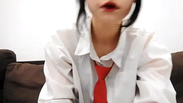 Beeping Creature online show from October 15, 3:36 pm