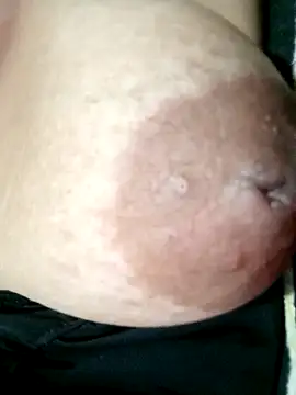 Hotmommax online show from October 15, 5:26 pm