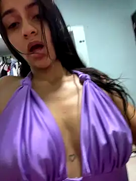 miluwatson online show from November 15, 3:18 am