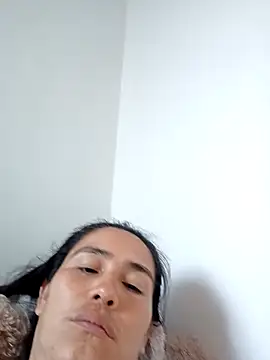 single-mother-indecent- online show from October 18, 11:24 am