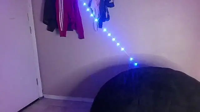 Queen2454 online show from October 17, 2:59 am