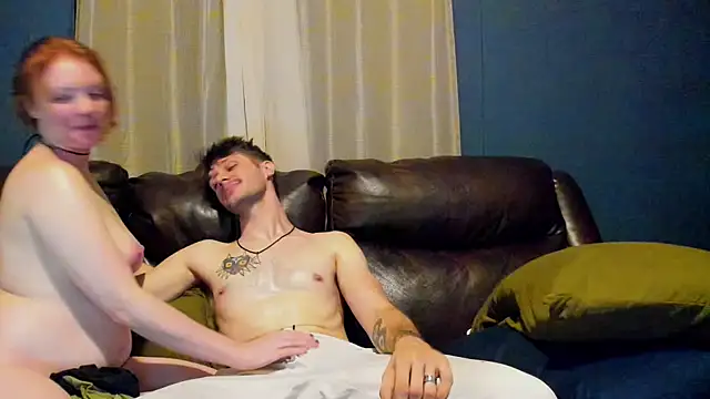 LoversUnleashedXO online show from October 3, 5:23 am