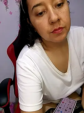 linda swett online show from April 3, 10:13 am