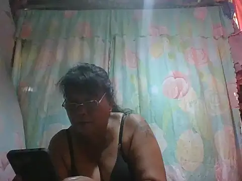 joy cute online show from May 16, 1:30 am