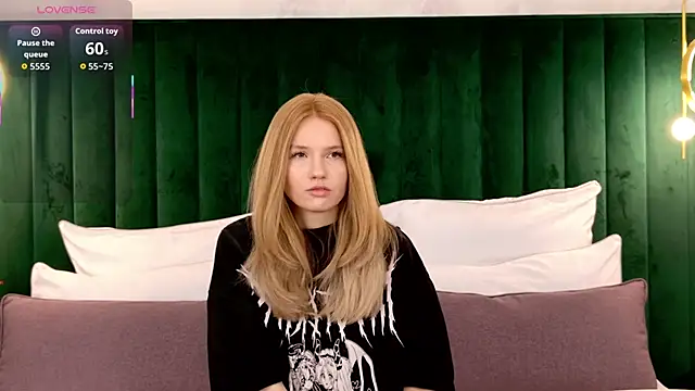 MelissaLiss online show from November 20, 3:13 pm