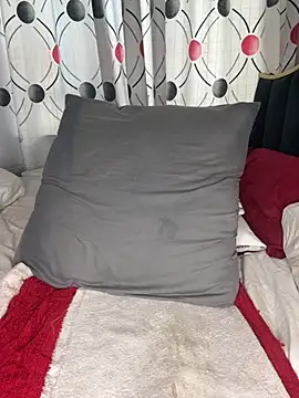 CynnxxxBarb online show from December 3, 5:43 am