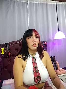 Sophie-dbs online show from April 1, 9:45 pm