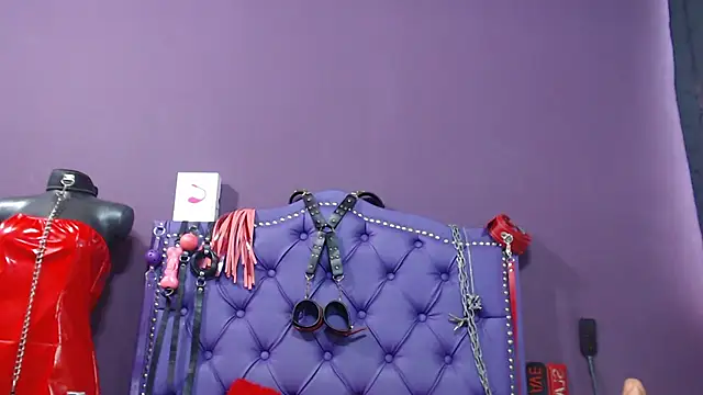 Sophie-dbs online show from October 4, 7:40 pm