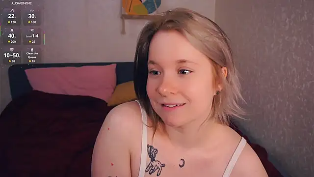 EviaVanveen online show from November 9, 8:32 am