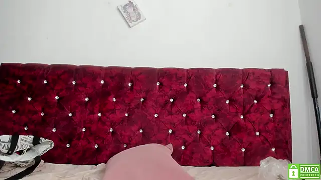 Lia Carter  online show from November 21, 2:41 pm