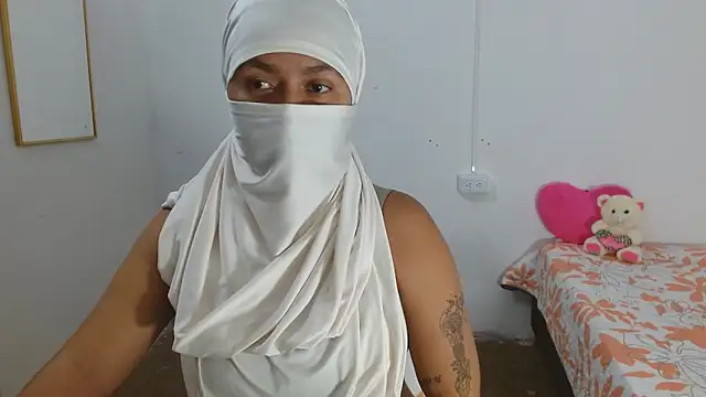 Nadia hasbun online show from December 17, 1:04 pm