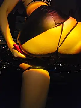 YuriXo online show from December 16, 8:04 pm