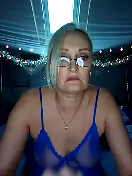 Jenny Blum online show from December 22, 11:13 am