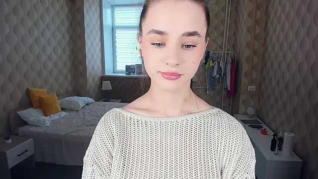 JinnyMcie online show from October 18, 9:12 am