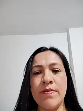 LindaSalo33 online show from October 2, 2:38 am