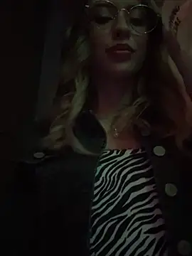 fanyabbey online show from January 18, 7:04 am