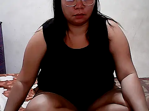 HornyPussie69 online show from February 10, 3:31 am