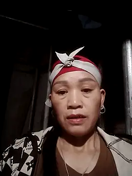 meo-meo00 online show from November 26, 7:15 pm