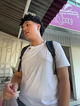 kai zareck online show from March 21, 10:04 pm