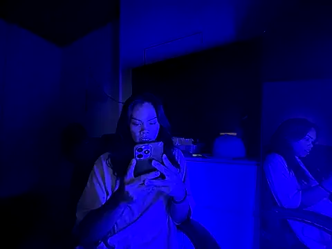 ella foxtrot online show from October 5, 10:37 pm