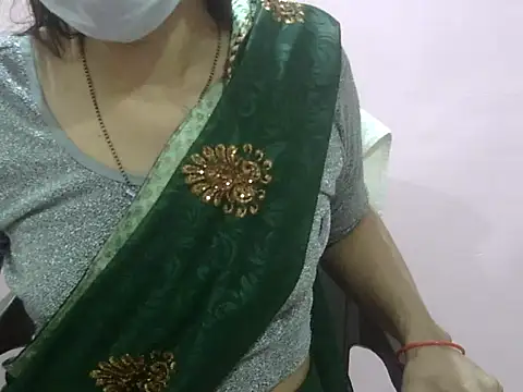 Laila Cute online show from January 13, 2:21 pm