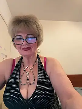 BoloshkaBlonda online show from February 14, 8:11 pm