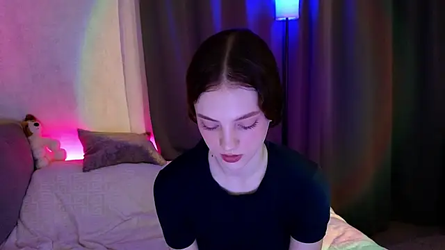 midnightMaya online show from November 10, 12:28 am