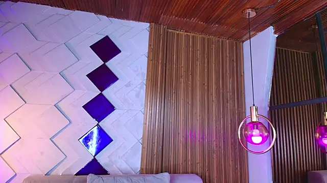 Matti sofia  online show from December 22, 7:17 pm