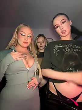 RollDolls online show from January 9, 5:12 am