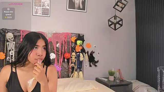 Nahomycarterr online show from October 16, 7:38 pm