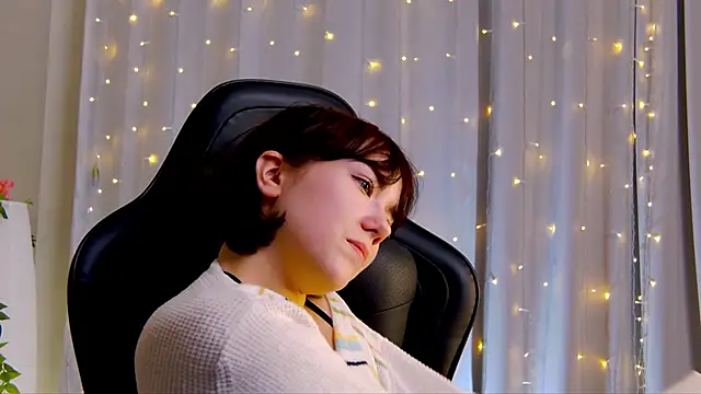 Kelly foox online show from October 7, 11:03 am