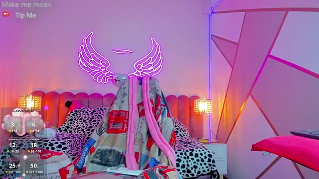 madisson 121 online show from November 5, 10:20 am