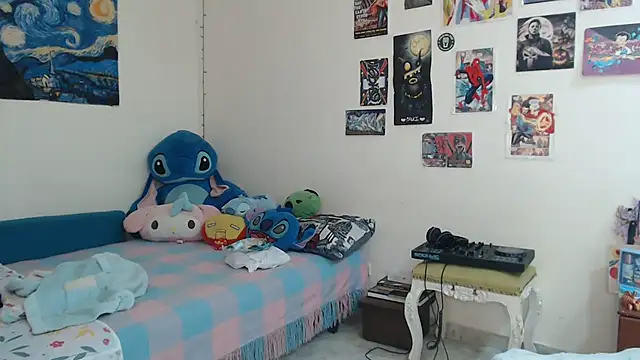 caramel doll   online show from February 6, 12:47 am