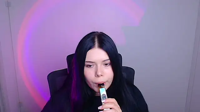 Mona Esty online show from October 7, 5:17 pm