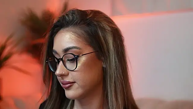 AileenKiss online show from March 23, 9:10 pm