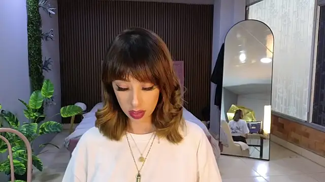 sexengel lisa online show from February 6, 8:45 pm