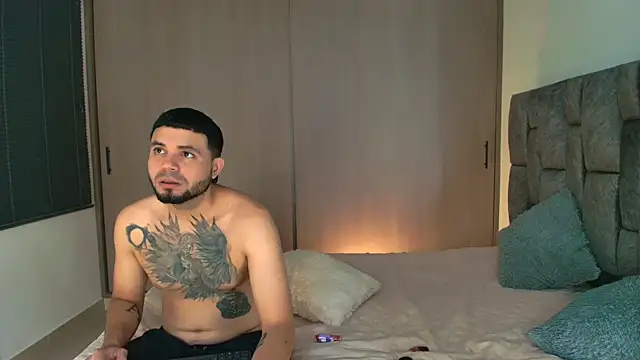 steiisy599 online show from July 8, 2:08 pm