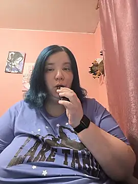  alexandra ray  online show from May 8, 10:40 am