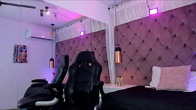 Rose monroee online show from October 10, 8:03 pm