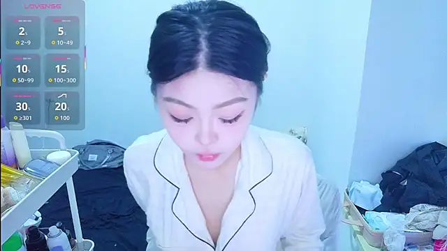 xiaoxi-12 online show from November 15, 9:21 am