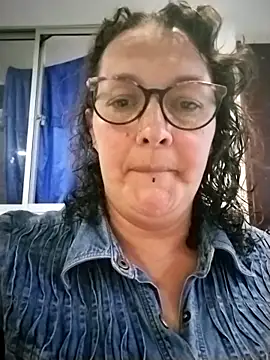 -saraqueen- online show from October 15, 10:01 pm